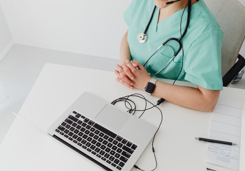 Suivi post-opératoire au cabinet de Genève